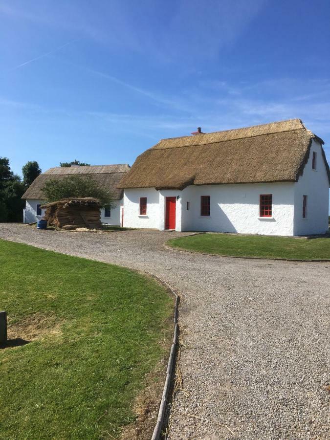 Dunguaire Thatched Cottages Galway Ngoại thất bức ảnh